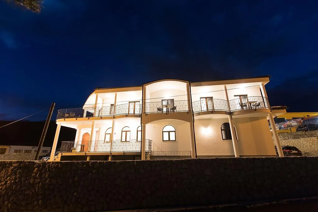 Gostinjska kuća Pansion Preza