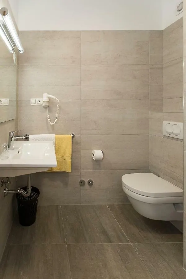 Guest house Pansion Preza Hotel Selce
